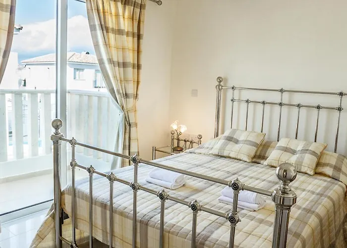 035 * פרוטאראס